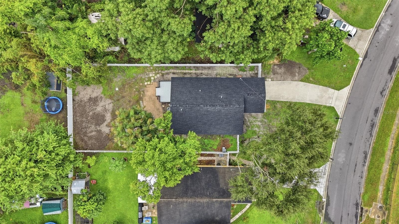 Single Family Residence at 2921 57 AVE N, ST PETERSBURG, photo 33 of 44