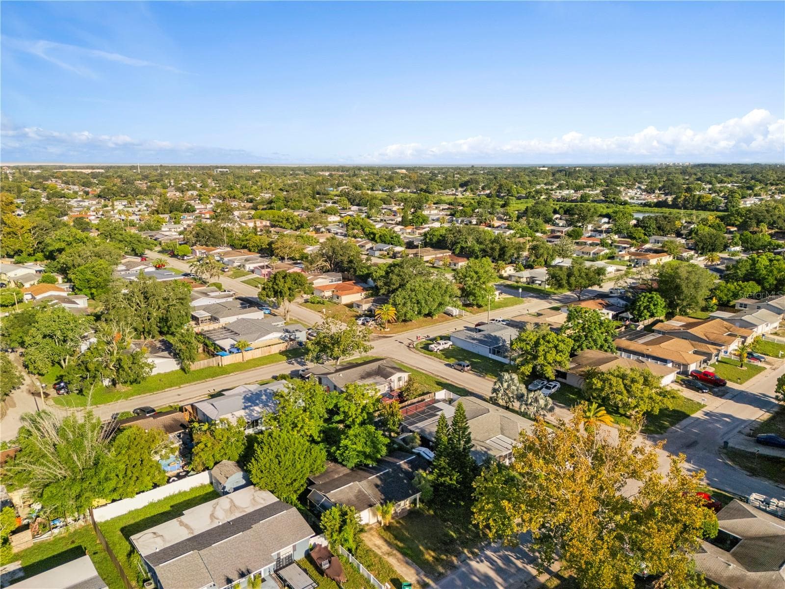 Single Family Residence at 9735 RAINBOW LN, PORT RICHEY, photo 3 of 10