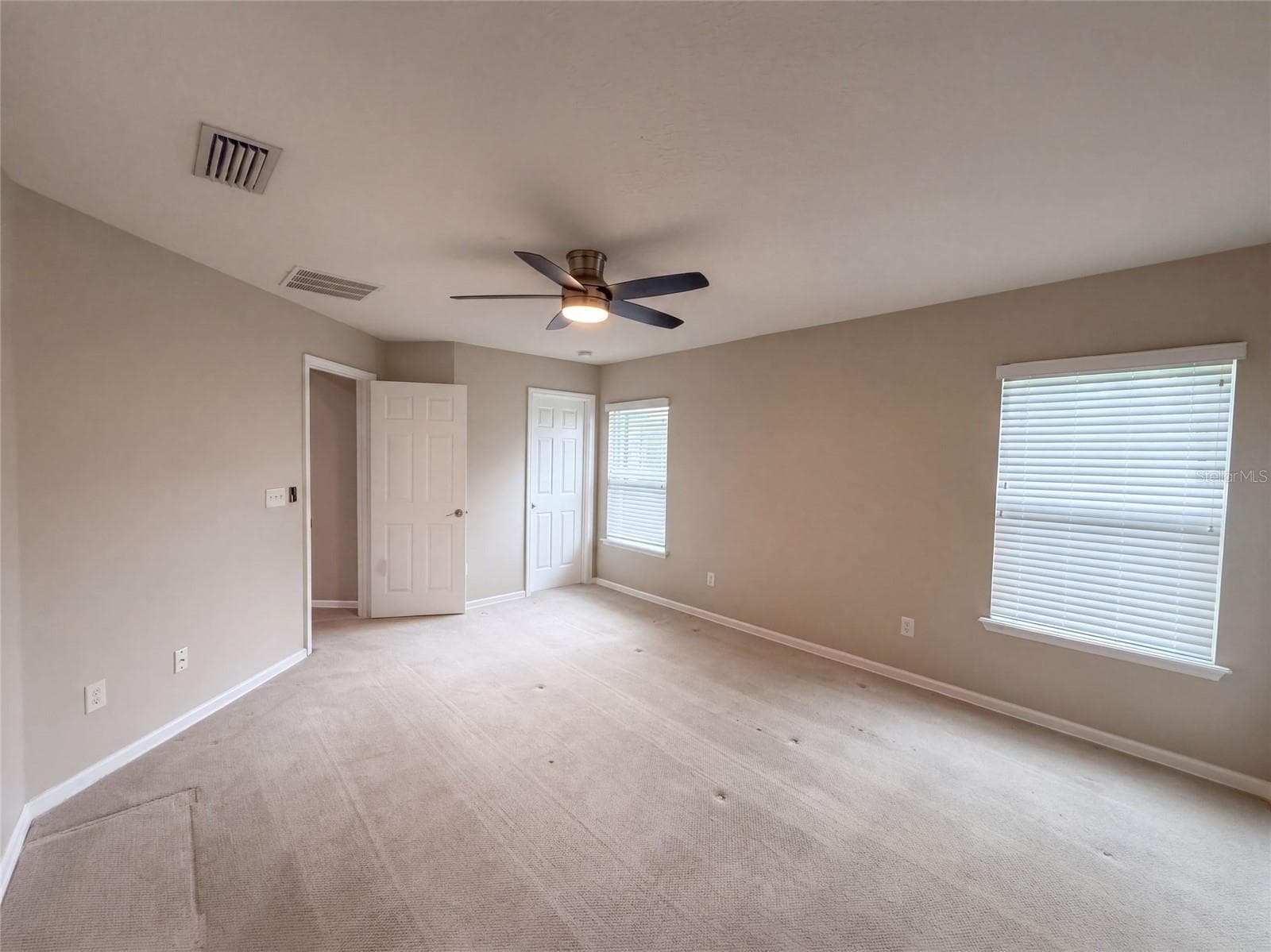 Single Family Residence at 120 PRESTWICK GRANDE DR, DAYTONA BEACH, photo 4 of 35