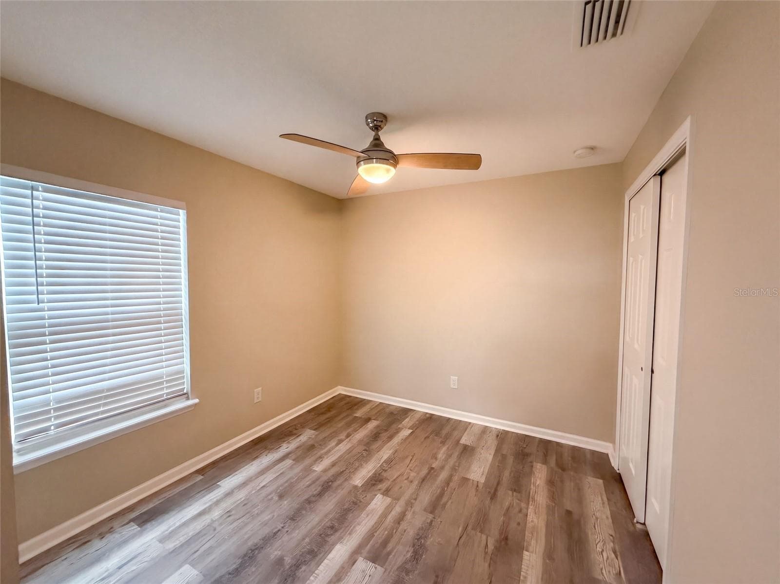 Single Family Residence at 120 PRESTWICK GRANDE DR, DAYTONA BEACH, photo 16 of 35