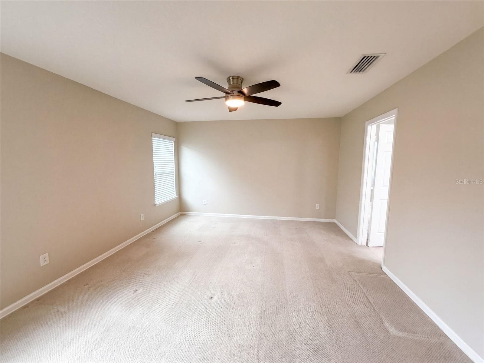 Single Family Residence at 120 PRESTWICK GRANDE DR, DAYTONA BEACH, photo 18 of 35