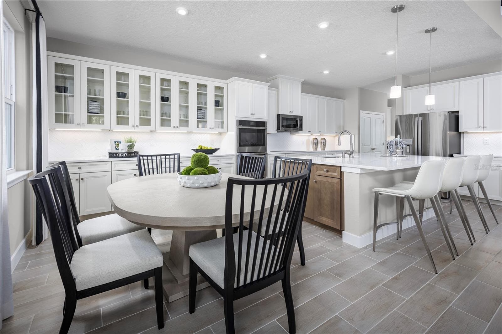 Single Family Residence at 11034 NELLIE CROSSING CIR, CLERMONT, photo 4 of 17