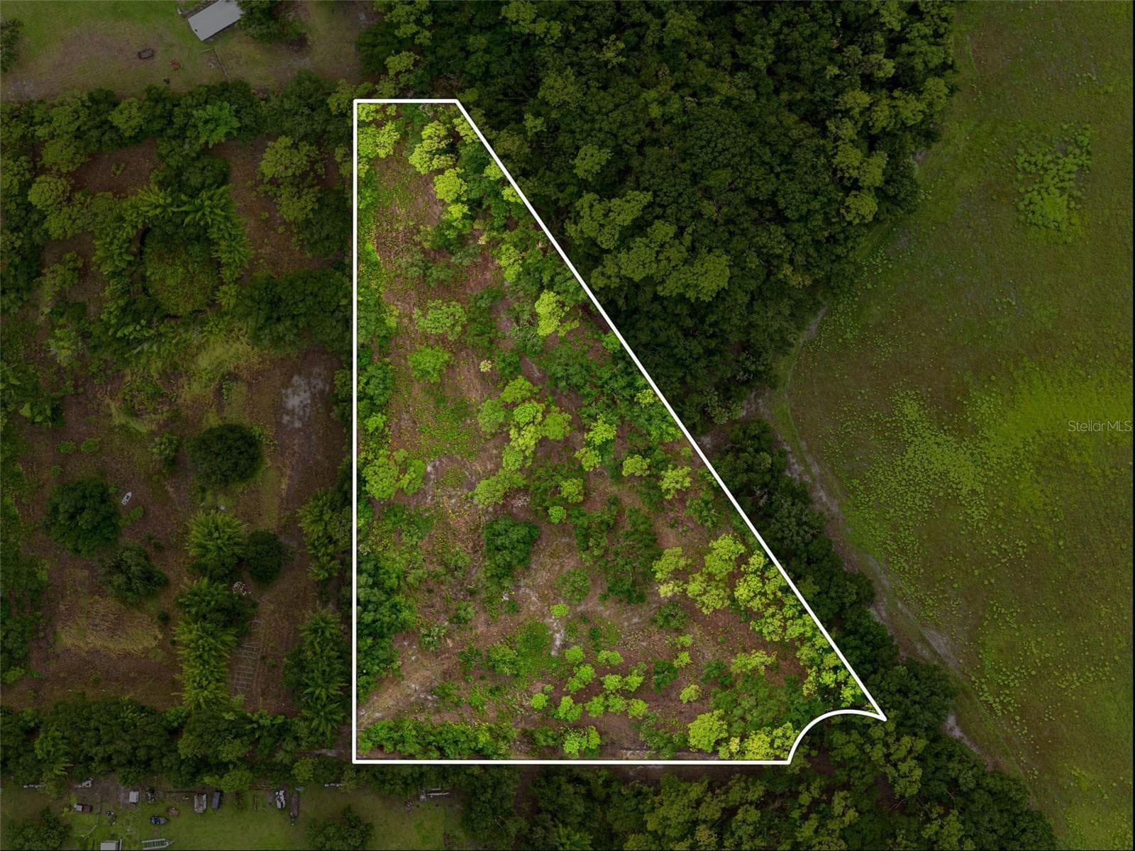 Horses, cows, chekens allowed - 14020 CYPRESS LN, WIMAUMA