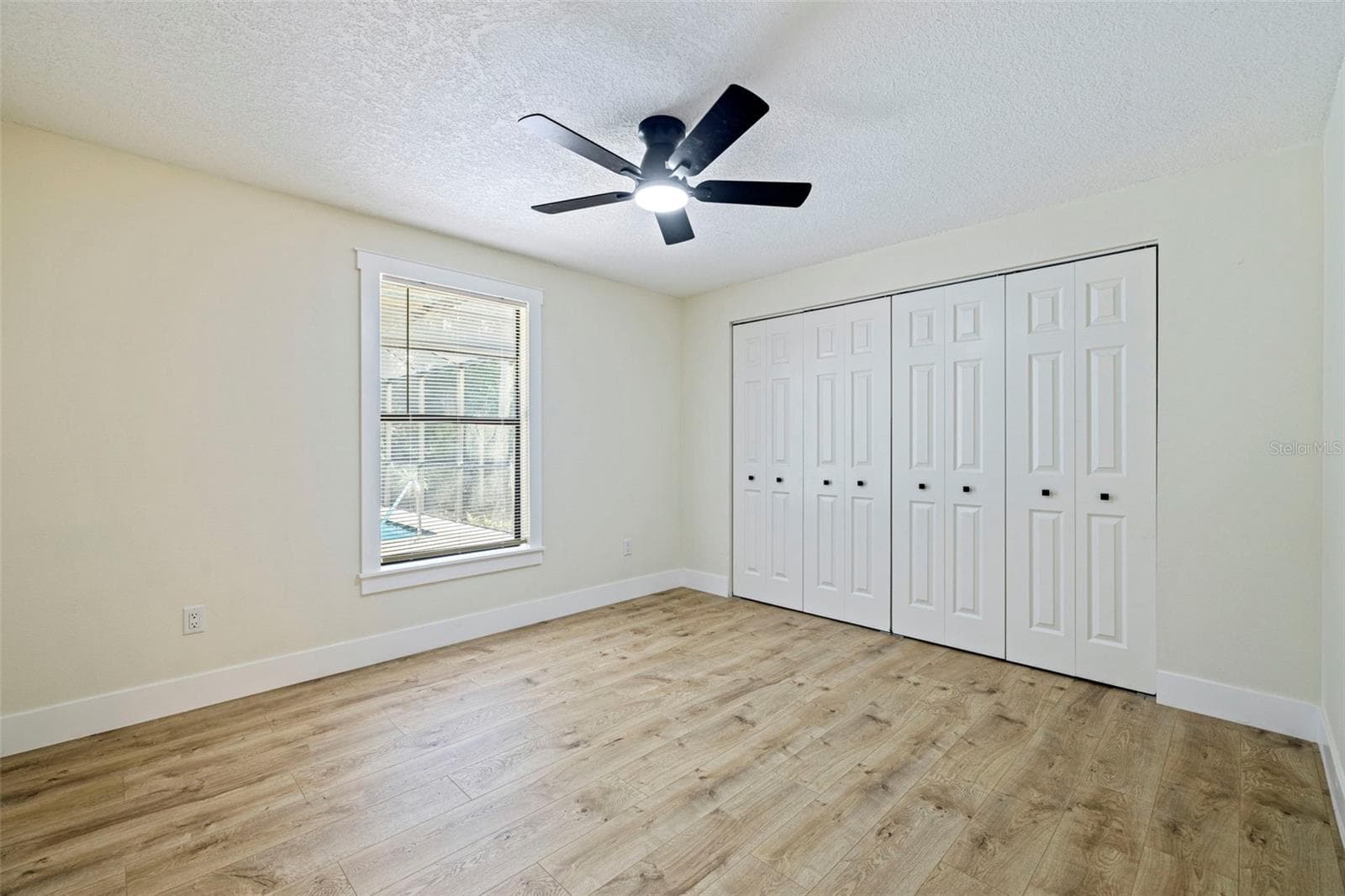 Single Family Residence at 1671 CASTLEWOOD LN, PALM HARBOR, photo 26 of 41