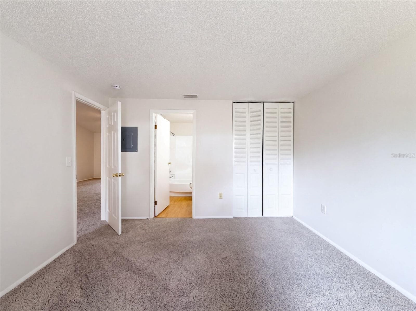 Condominium at 3803 60TH ST W, BRADENTON, photo 4 of 31