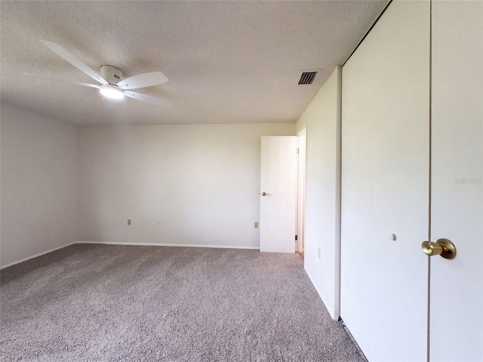 Condominium at 3803 60TH ST W, BRADENTON, photo 8 of 31