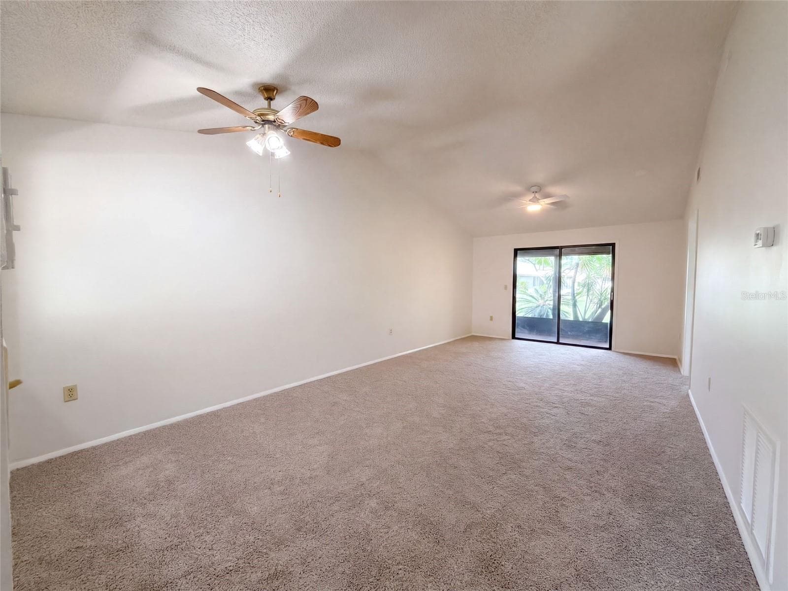 Condominium at 3803 60TH ST W, BRADENTON, photo 21 of 31