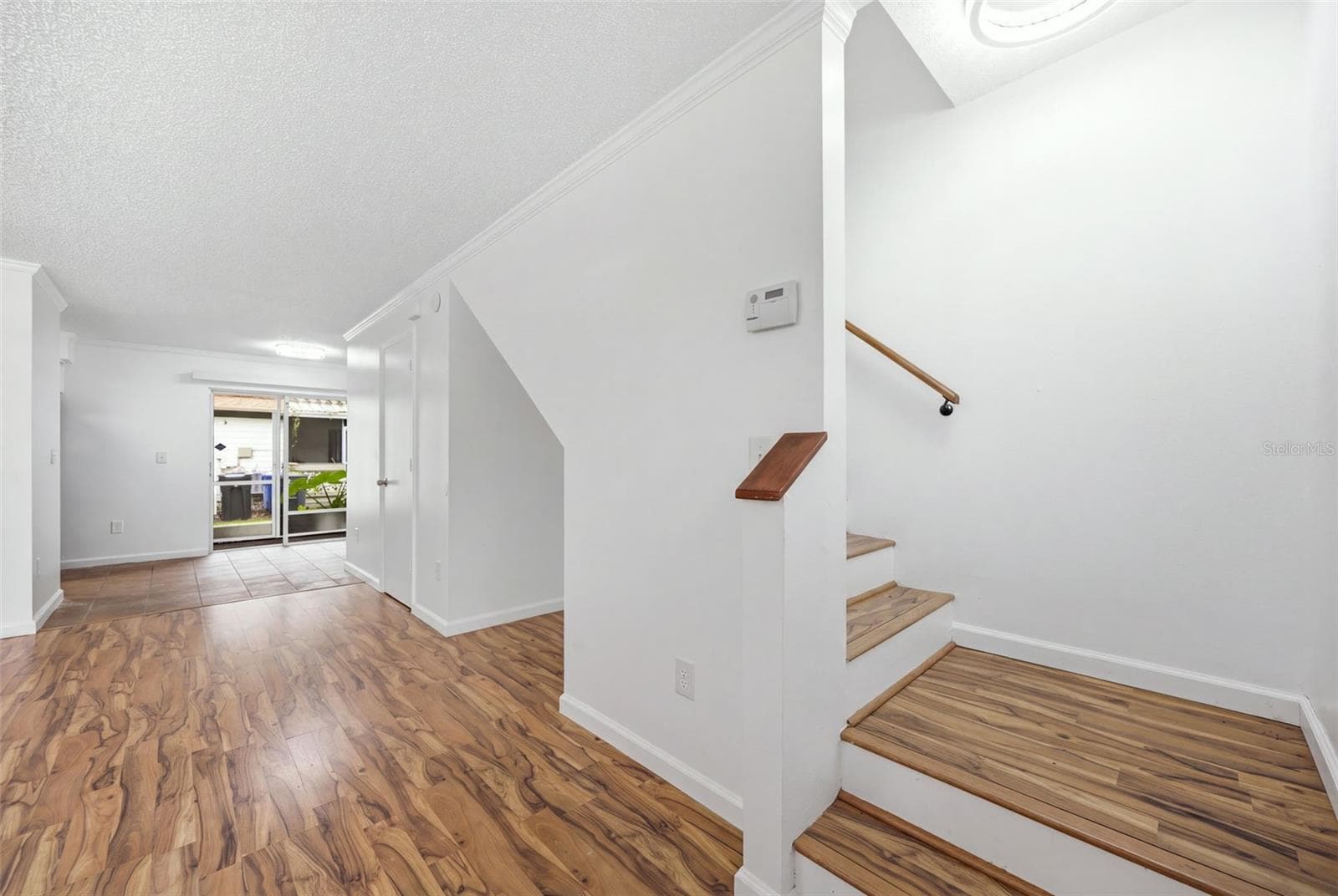 Townhouse at 601 BAINBRIDGE DR, BRANDON, photo 11 of 21