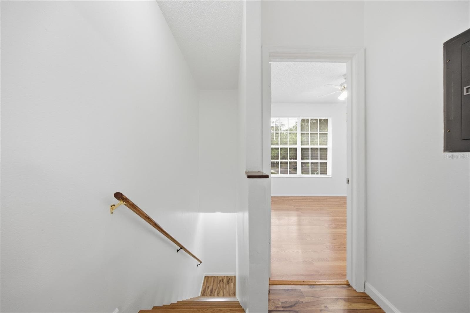 Townhouse at 601 BAINBRIDGE DR, BRANDON, photo 12 of 21