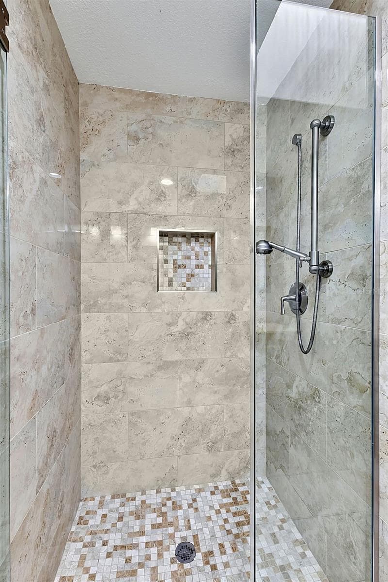 Glass Enclosed & Tiled Secondary Shower - 339 BARCELONA ST, PUNTA GORDA