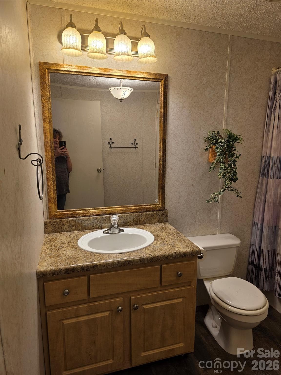 Single Family Residence at 1409 Clayton Drive, Chester, photo 9 of 27