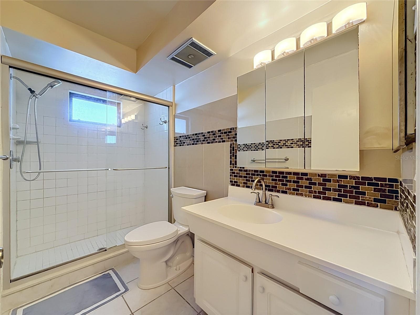 Ensuite Master Bathroom - 8830 DR MARTIN LUTHER KING JR ST N #UNIT 2B, ST PETERSBURG