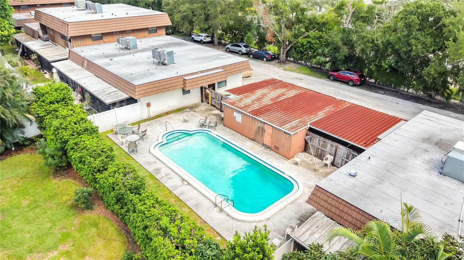 Community pool - 8830 DR MARTIN LUTHER KING JR ST N #UNIT 2B, ST PETERSBURG