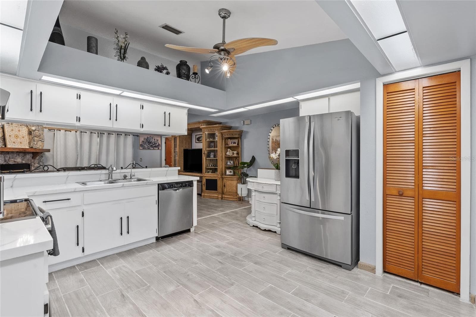 Single Family Residence at 3753 MERIDEAN PL, LAND O LAKES, photo 10 of 39