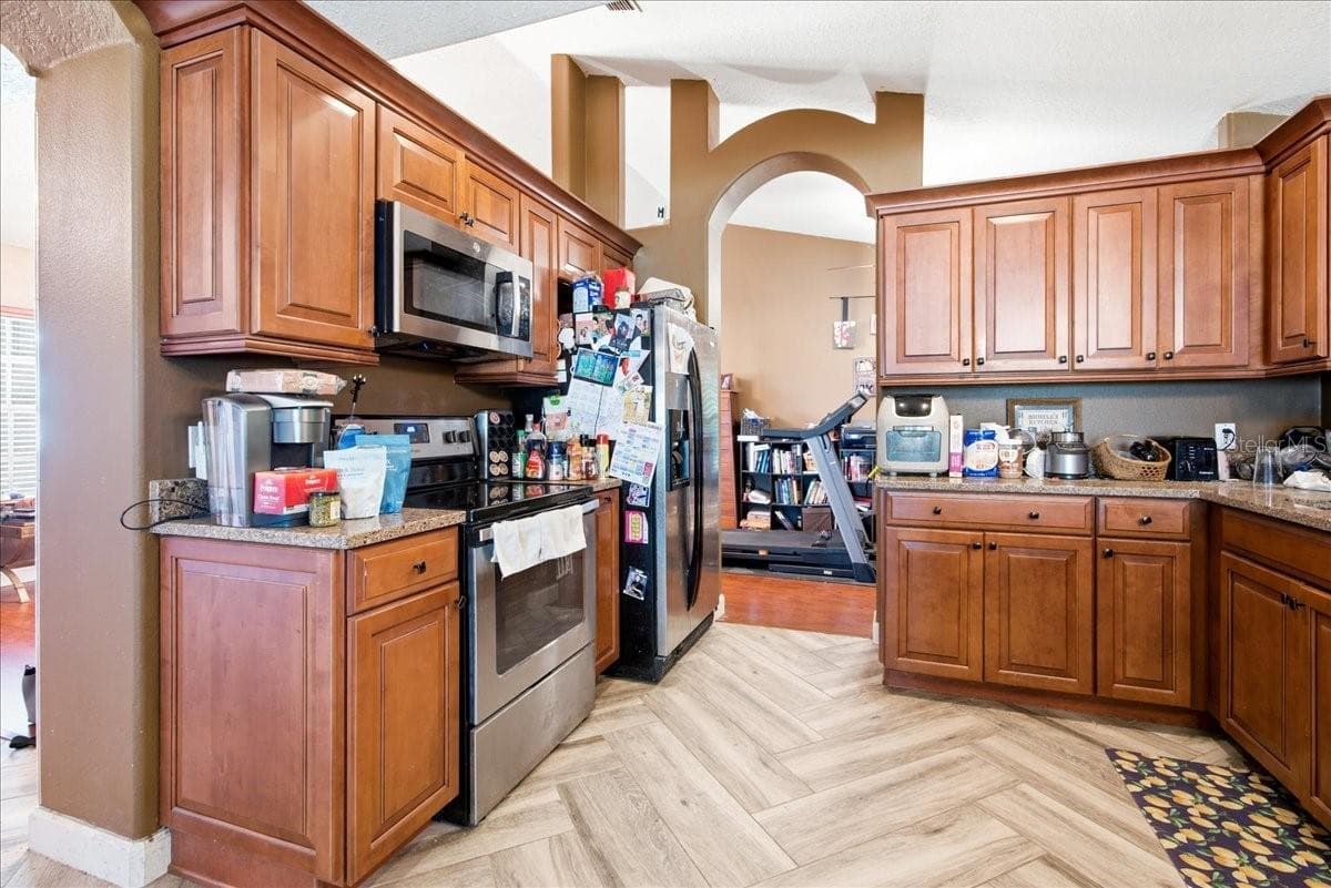 Single Family Residence at 1272 S SEAGATE DR, DELTONA, photo 11 of 29