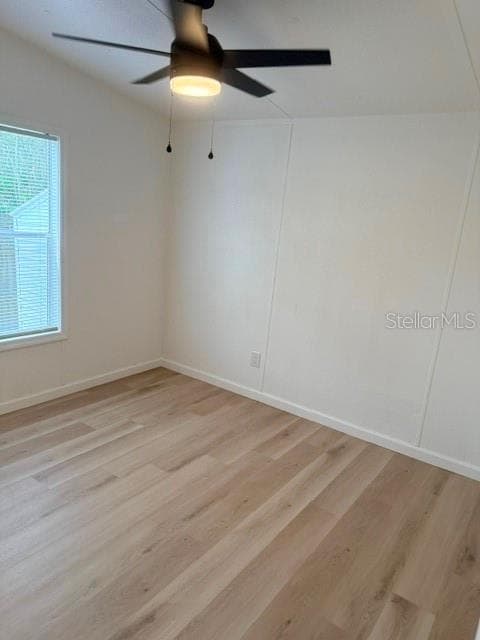 Manufactured Home at 9713 XENIA ST, NEW PORT RICHEY, photo 13 of 17