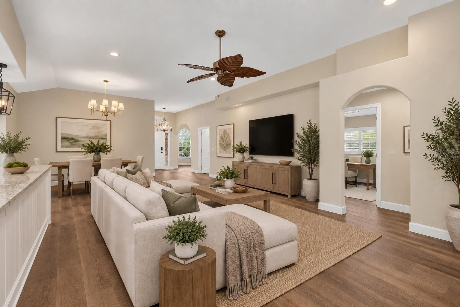 Virtually staged - 6106 CHALON CT, LUTZ