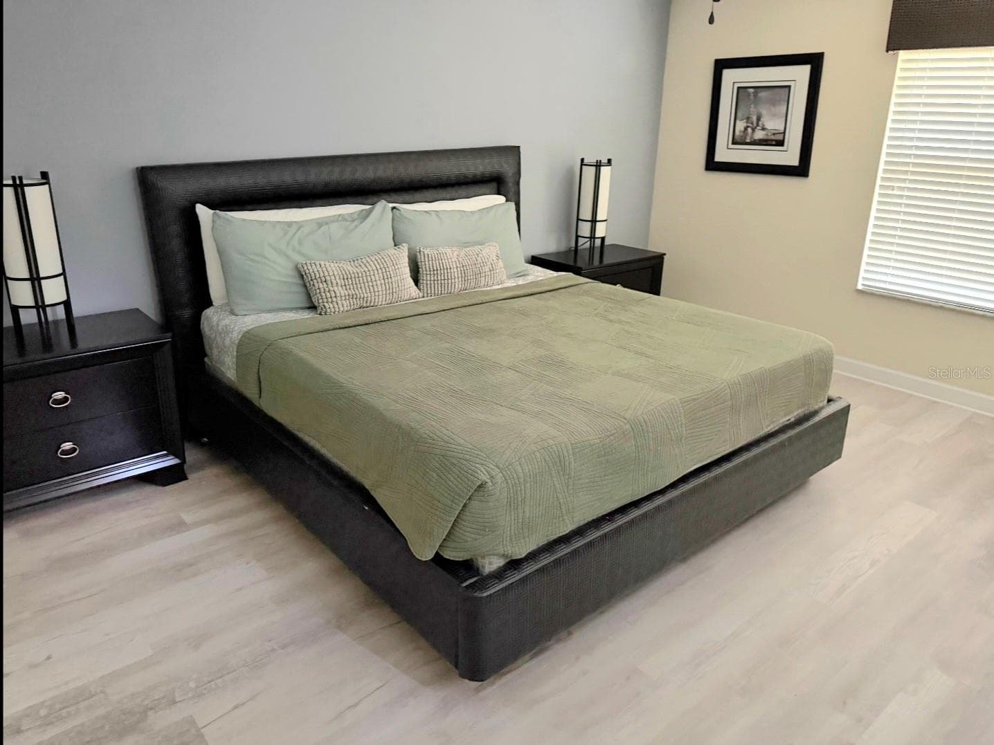 Upstairs primary bedroom suite - 8935 CUBAN PALM RD, KISSIMMEE