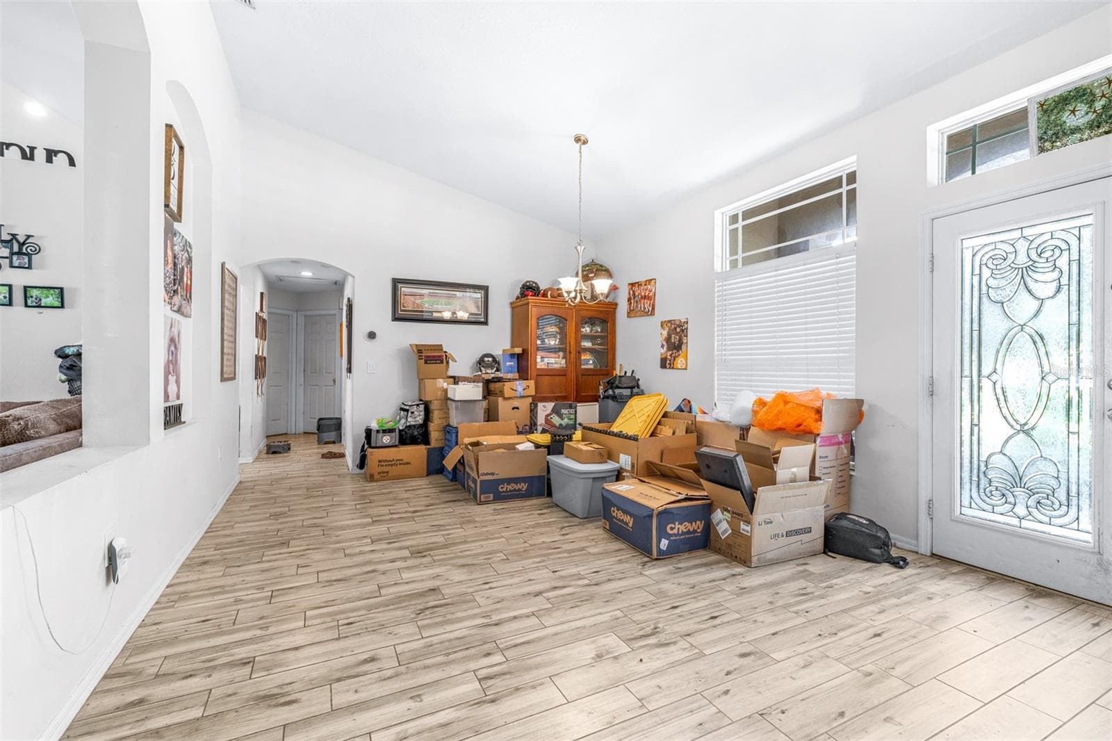 Single Family Residence at 17012 FALCONRIDGE RD, LITHIA, photo 16 of 100