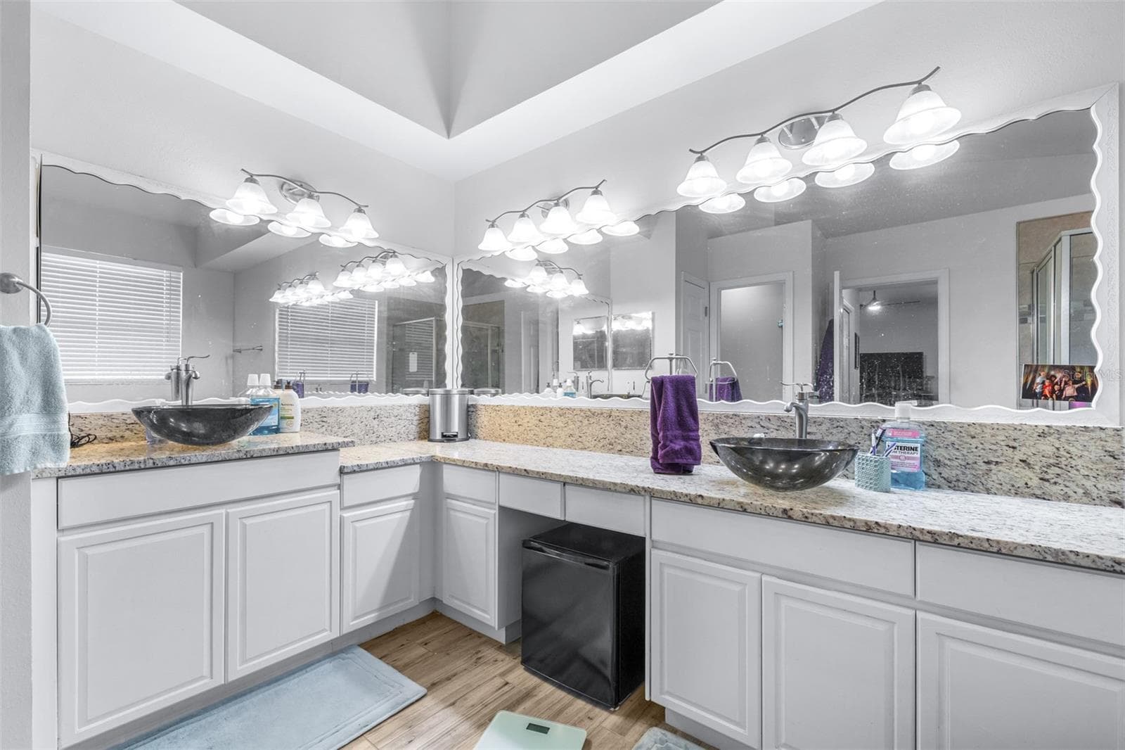 Single Family Residence at 17012 FALCONRIDGE RD, LITHIA, photo 35 of 100