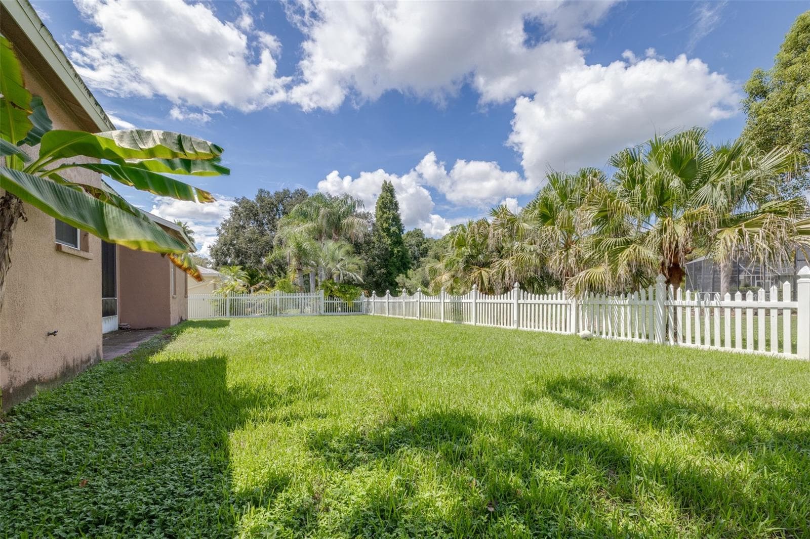 Single Family Residence at 17012 FALCONRIDGE RD, LITHIA, photo 55 of 100
