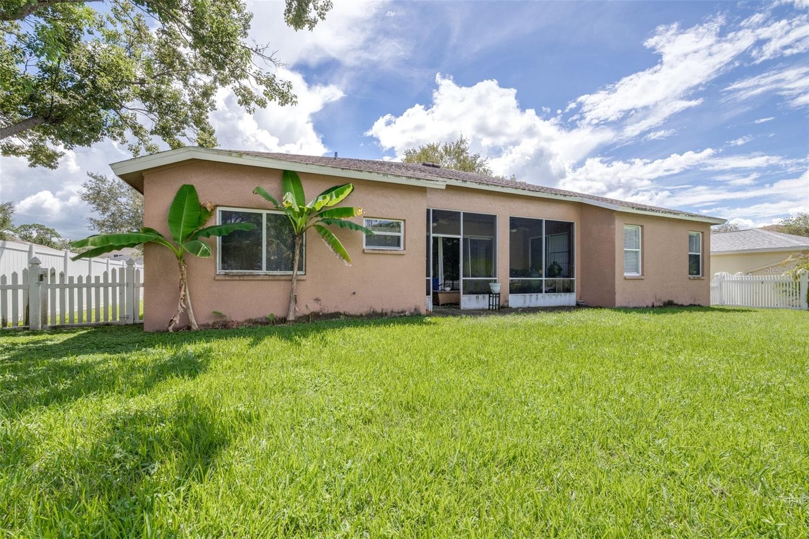 Single Family Residence at 17012 FALCONRIDGE RD, LITHIA, photo 57 of 100