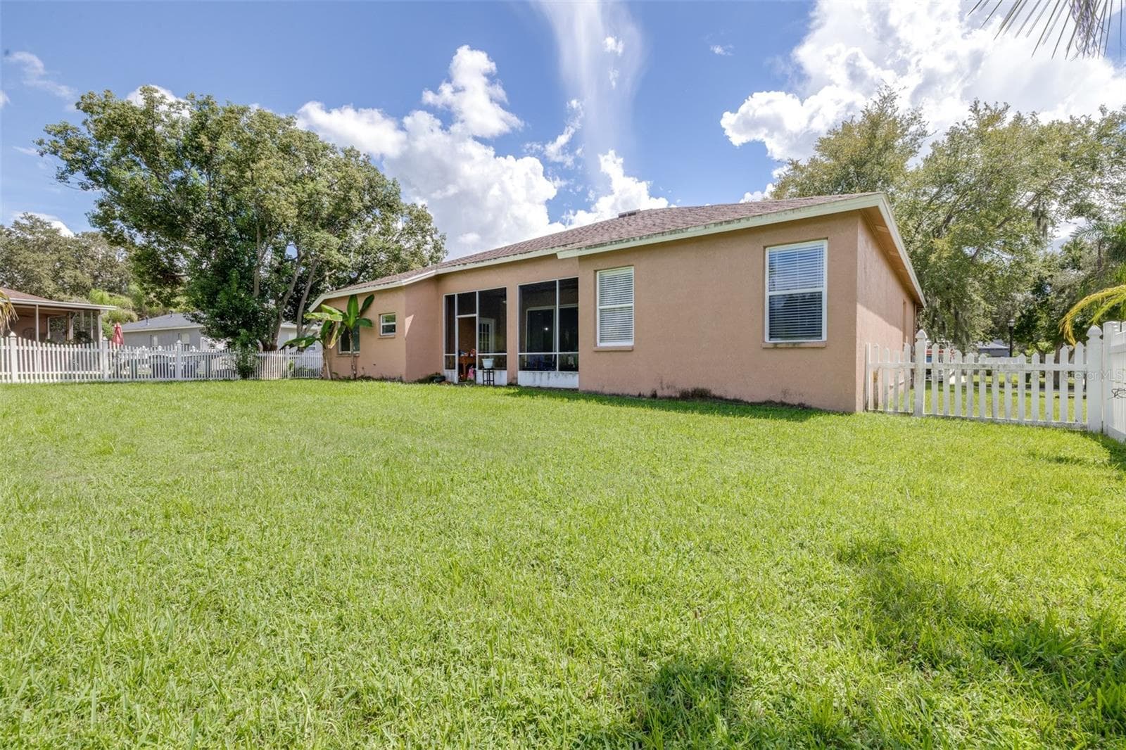 Single Family Residence at 17012 FALCONRIDGE RD, LITHIA, photo 58 of 100