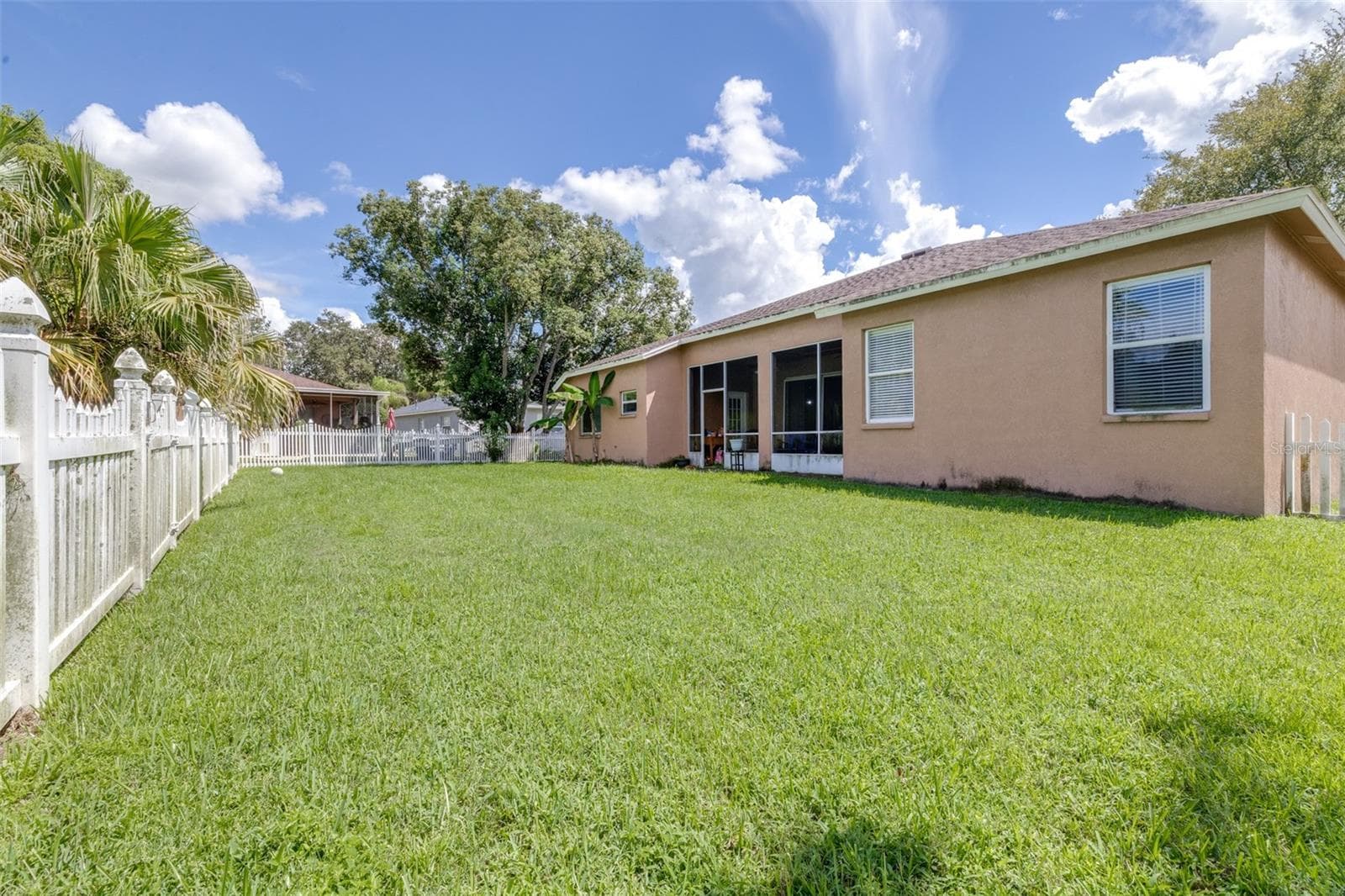Single Family Residence at 17012 FALCONRIDGE RD, LITHIA, photo 59 of 100