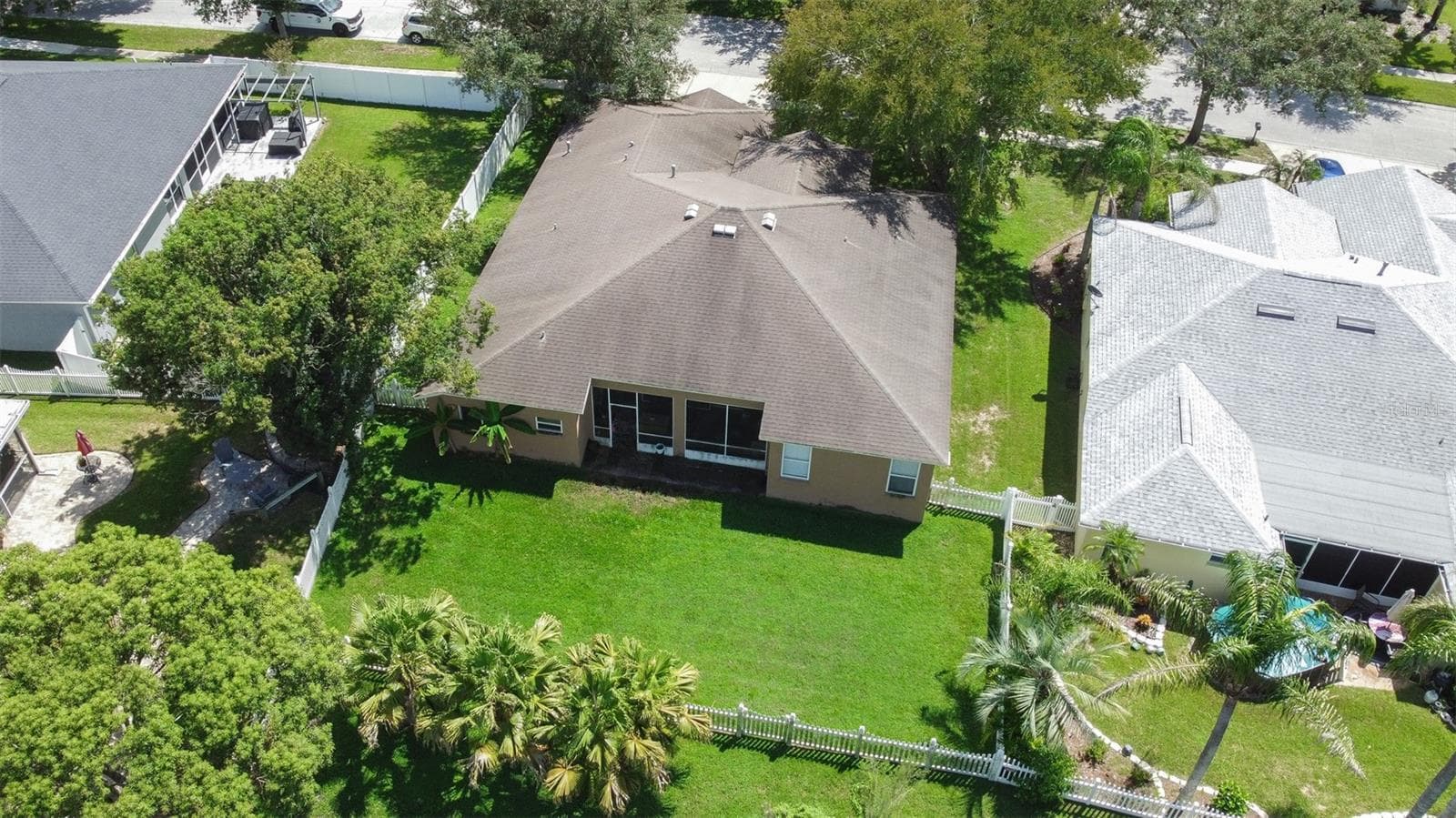 Single Family Residence at 17012 FALCONRIDGE RD, LITHIA, photo 76 of 100