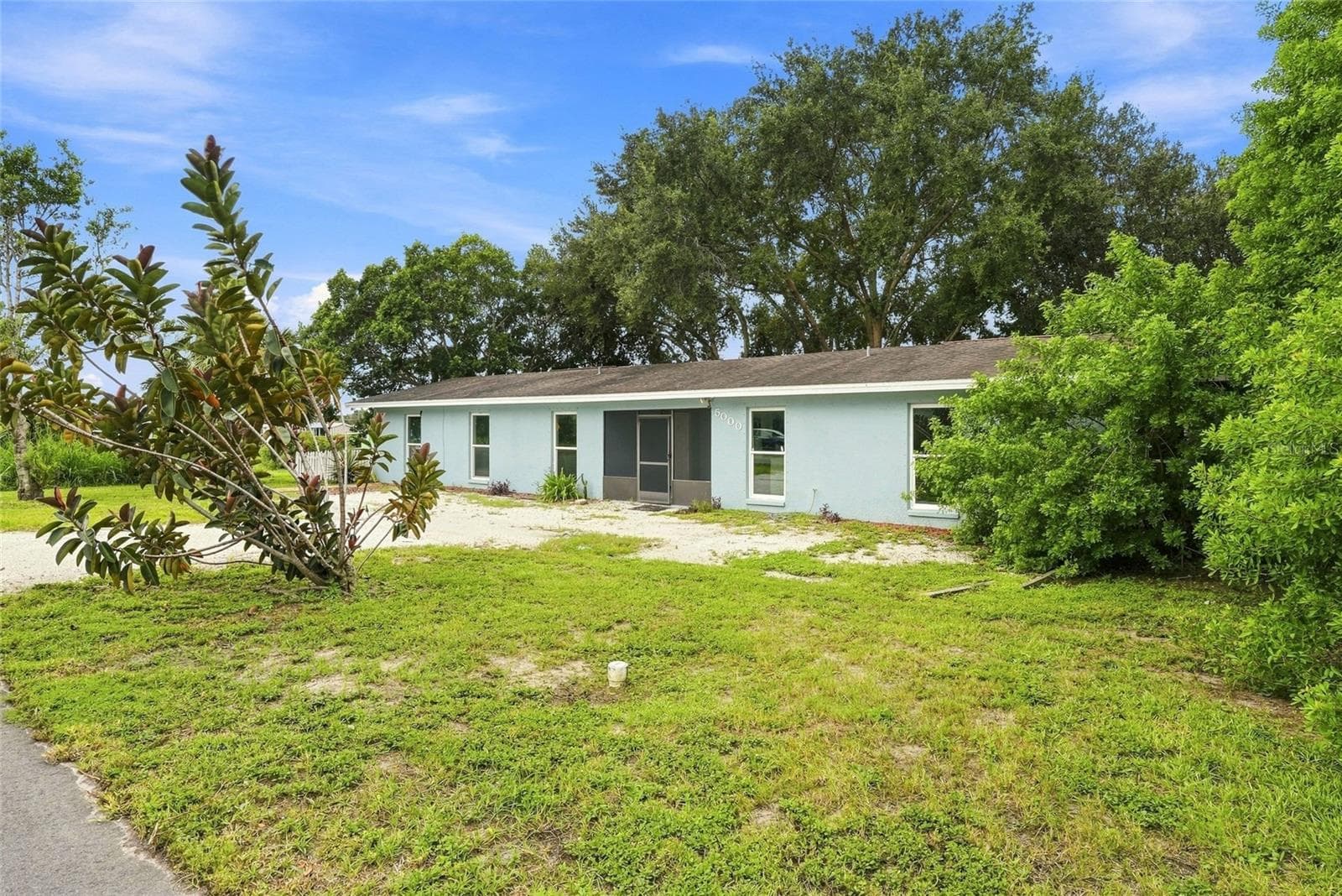 Duplex at 5000 74TH ST N, ST PETERSBURG, photo 4 of 61