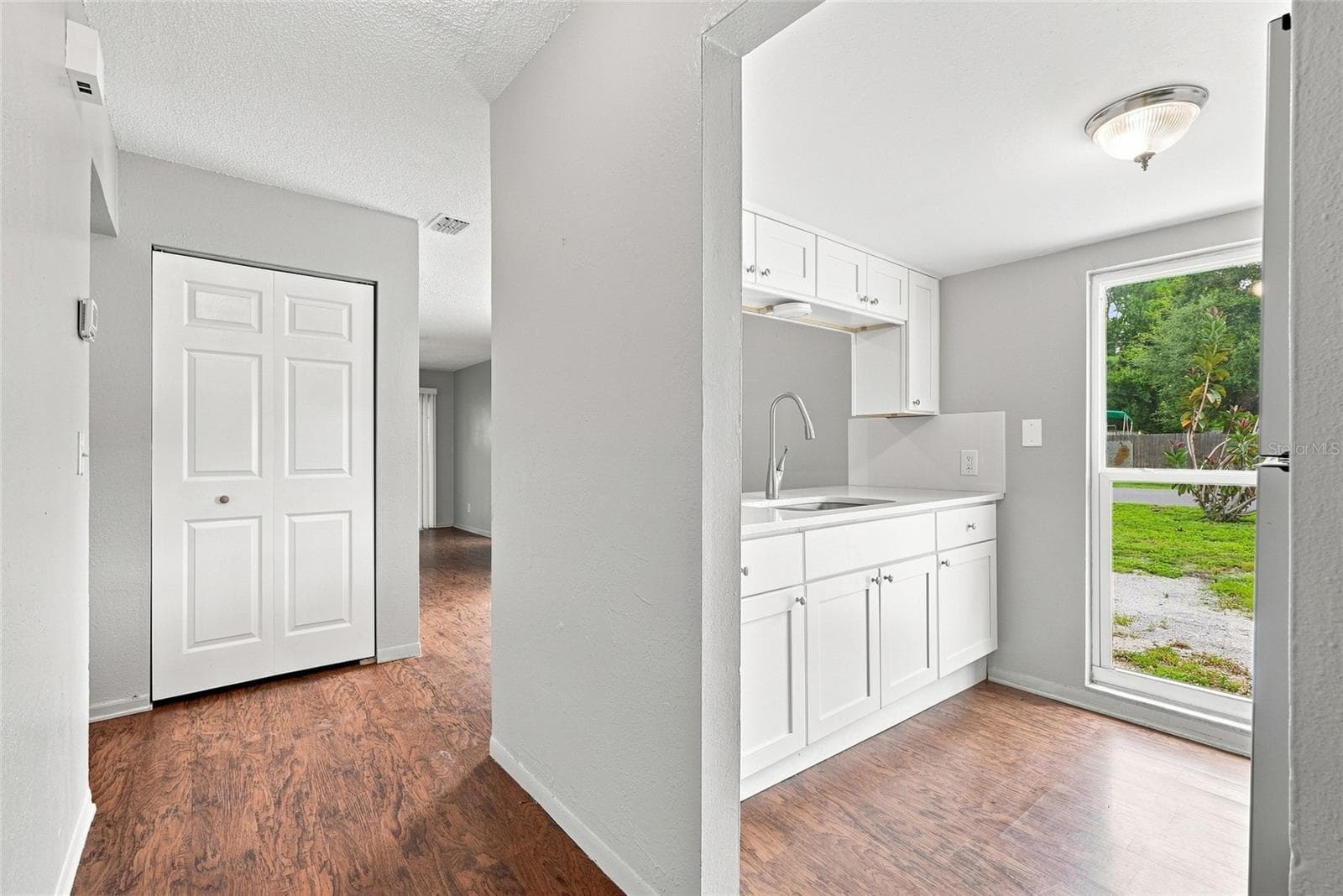 Duplex at 5000 74TH ST N, ST PETERSBURG, photo 6 of 61
