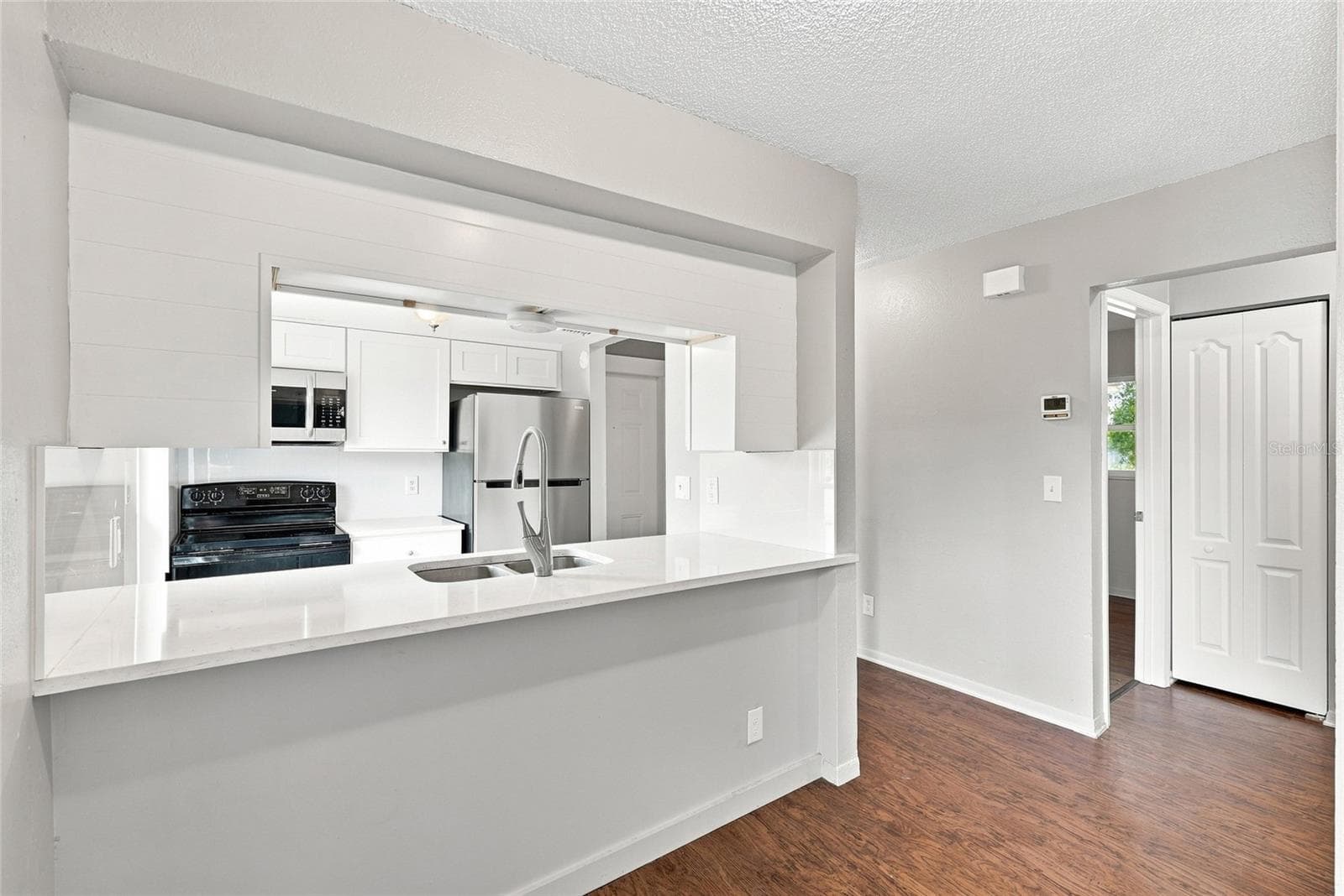 Duplex at 5000 74TH ST N, ST PETERSBURG, photo 11 of 61