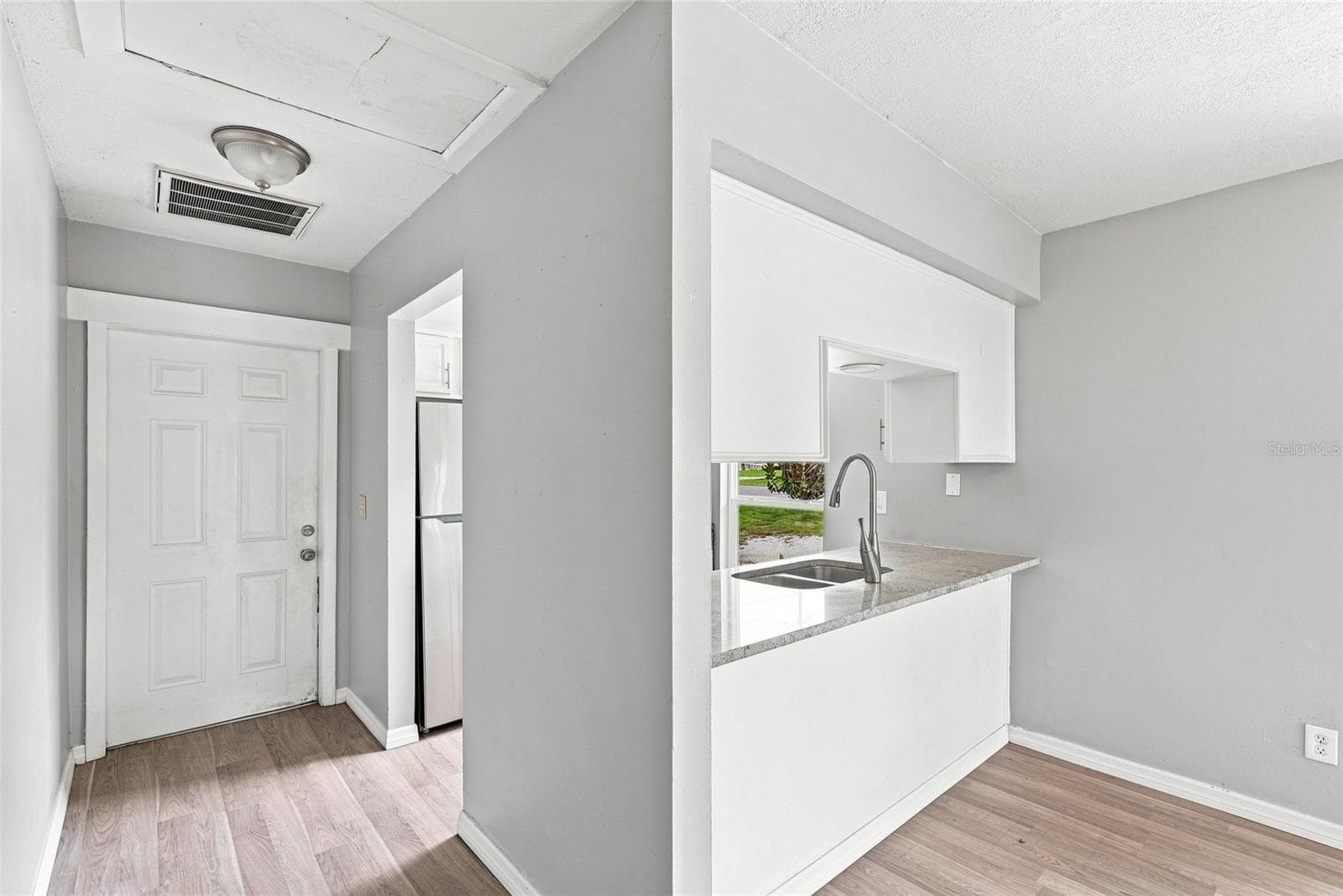 Duplex at 5000 74TH ST N, ST PETERSBURG, photo 30 of 61