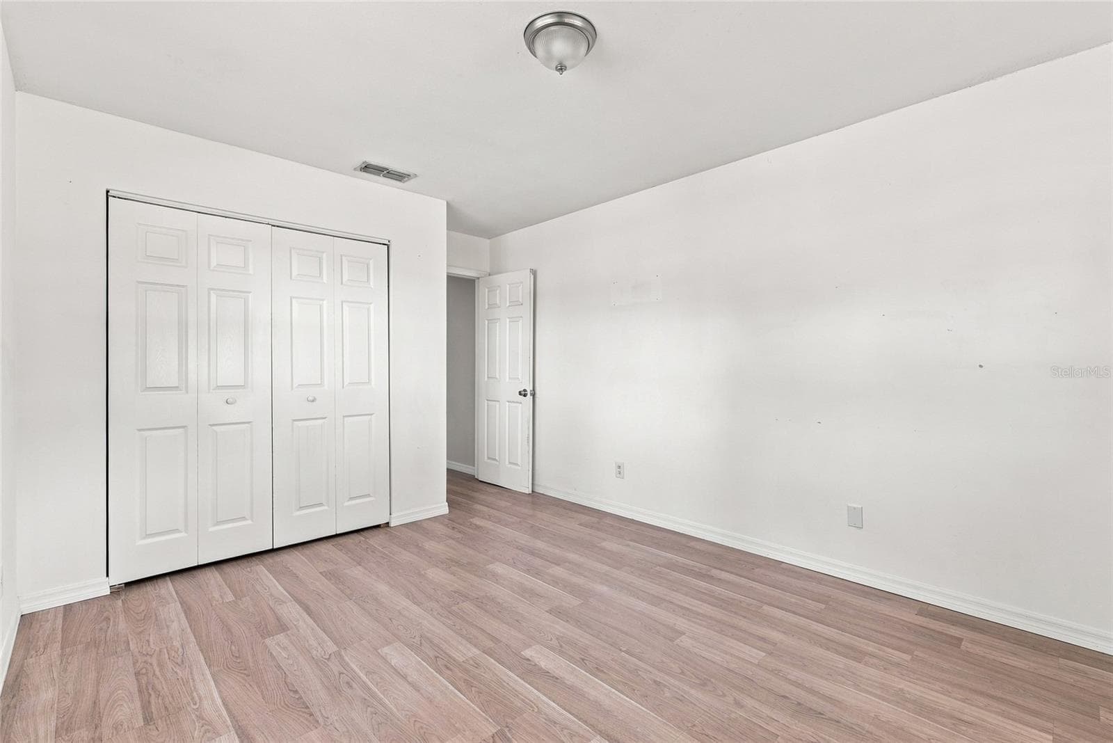 Duplex at 5000 74TH ST N, ST PETERSBURG, photo 38 of 61