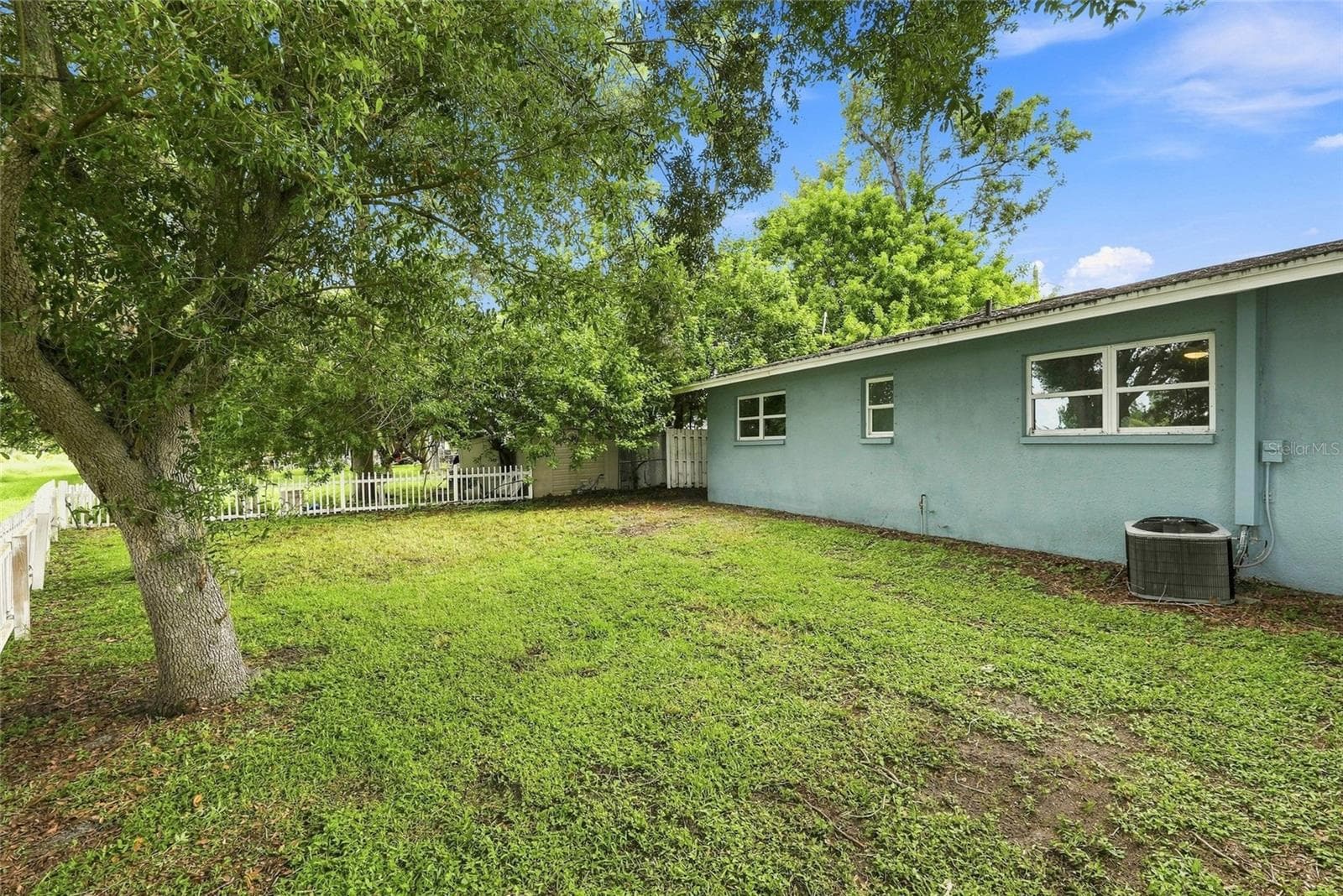 Duplex at 5000 74TH ST N, ST PETERSBURG, photo 46 of 61