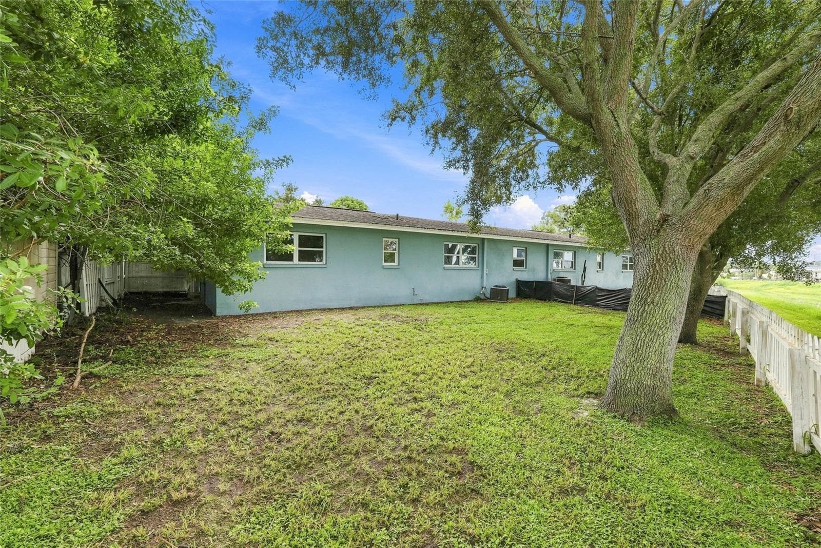 Duplex at 5000 74TH ST N, ST PETERSBURG, photo 47 of 61