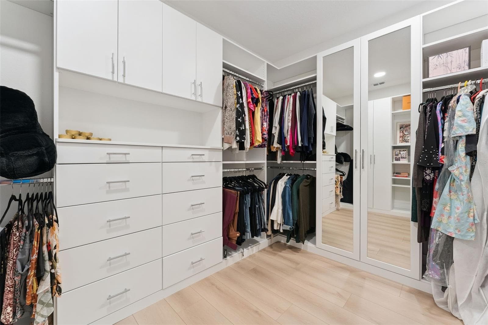 Second Custom Walk-in Primary Closet - 2612 RAVENCLIFFE TER, OVIEDO