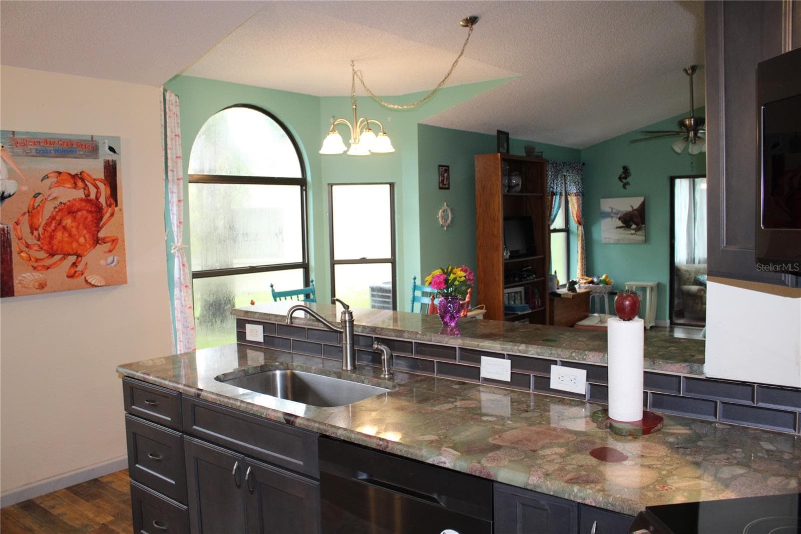 Kitchen completely remodeled - 1671 HAMILTON CT #2102, DUNEDIN