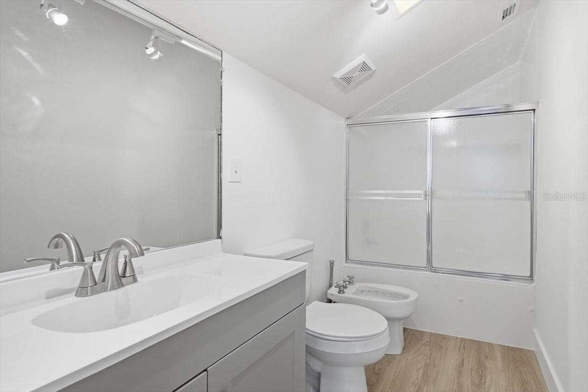 Single Family Residence at 1777 POLLYWOG CROSSOVER RD, LABELLE, photo 18 of 27