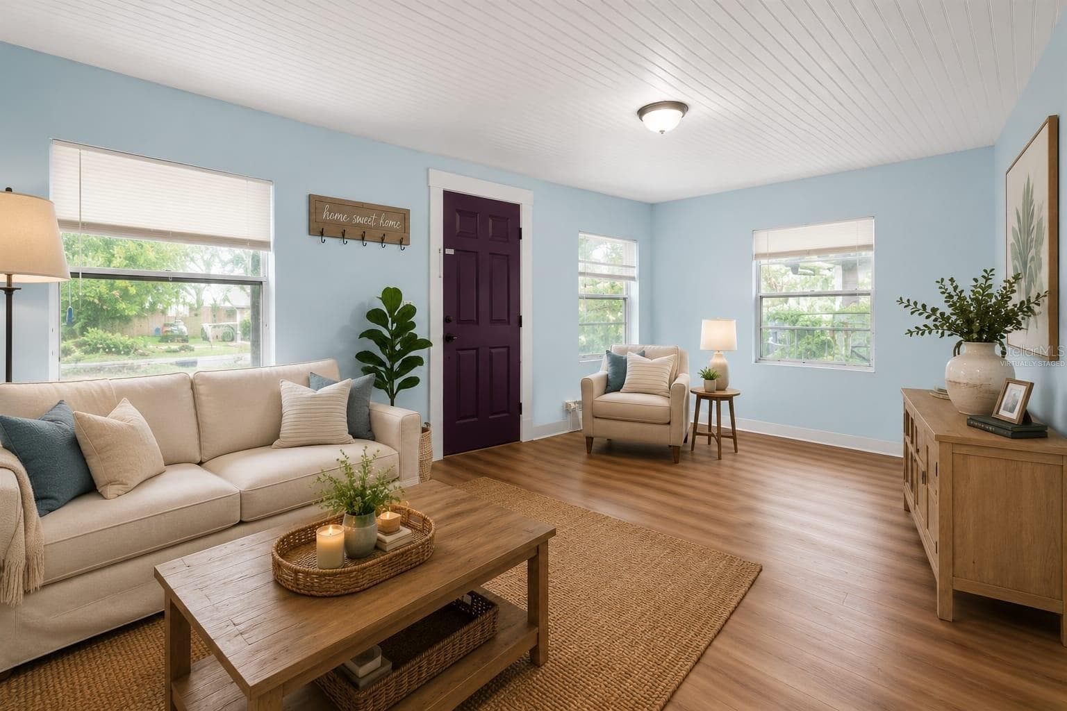 Virtually Staged - 1516 E ELM RD, LAKELAND