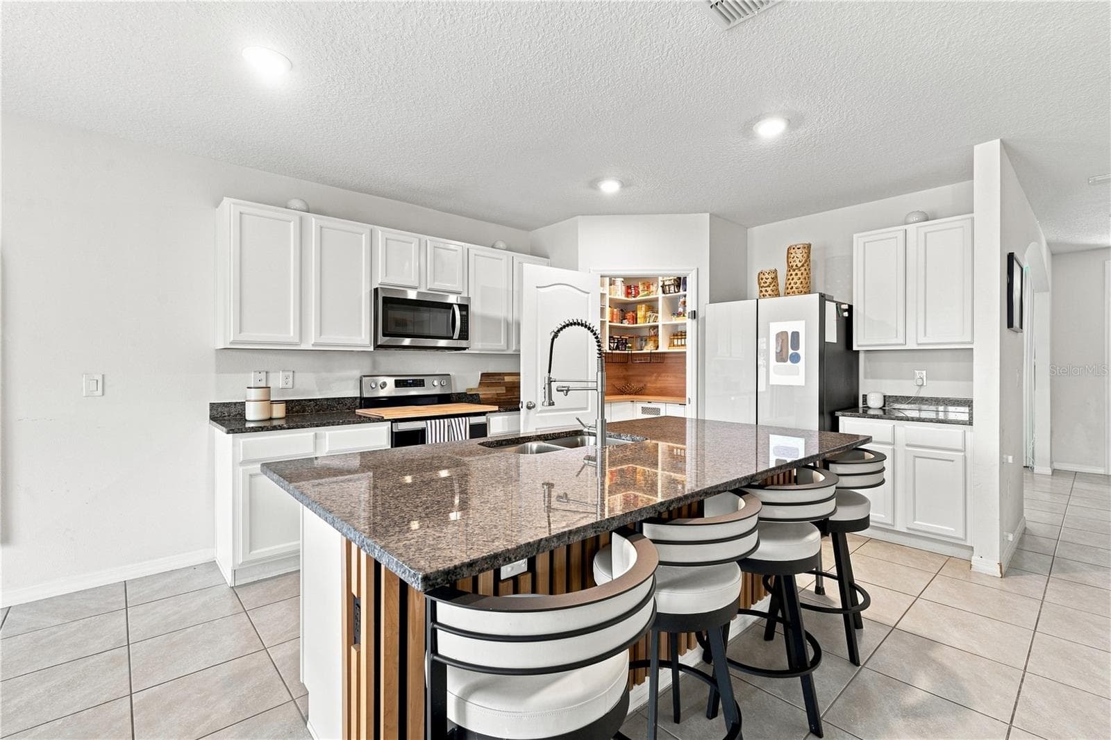 Single Family Residence at 5378 CEDAR POINT WAY, ST CLOUD, photo 13 of 41
