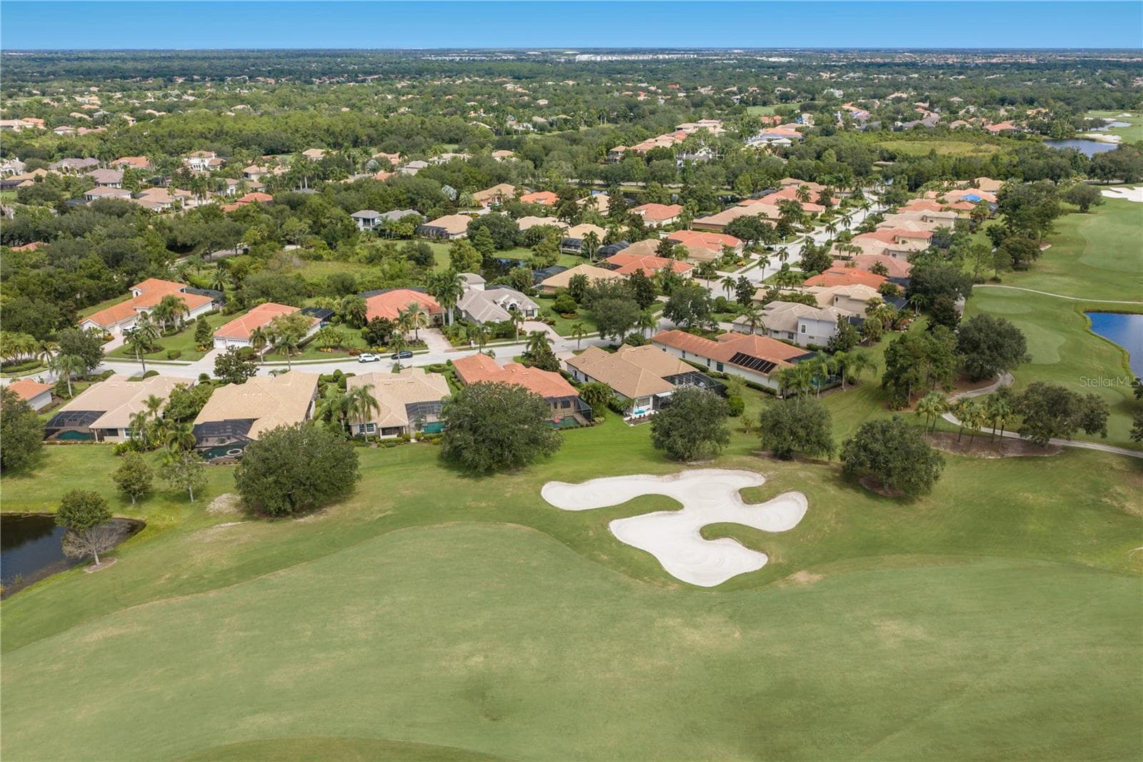 Single Family Residence at 7519 MIZNER RESERVE CT, LAKEWOOD RANCH, photo 43 of 65