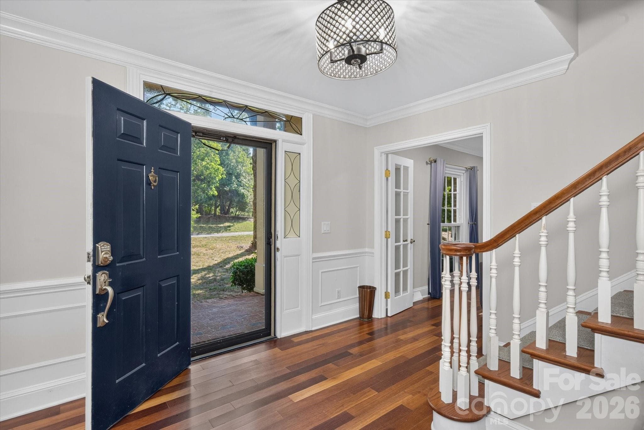 Single Family Residence at 10009 Thomas Payne Circle, Charlotte, photo 9 of 36