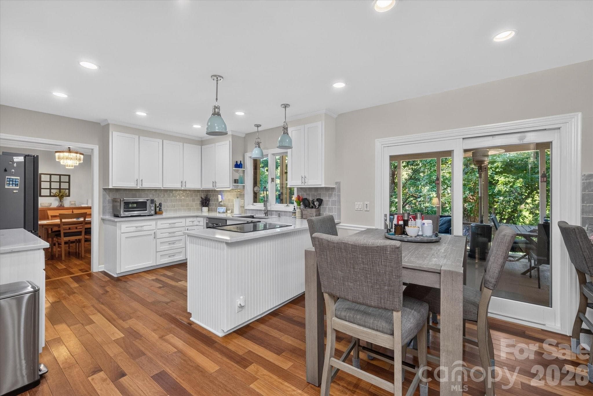 Single Family Residence at 10009 Thomas Payne Circle, Charlotte, photo 6 of 36