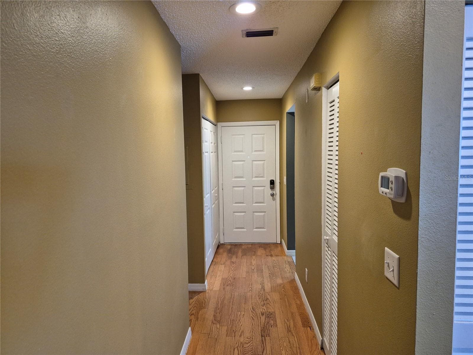 Hallway - 2721 COUNTRYSIDE BLVD #102, CLEARWATER