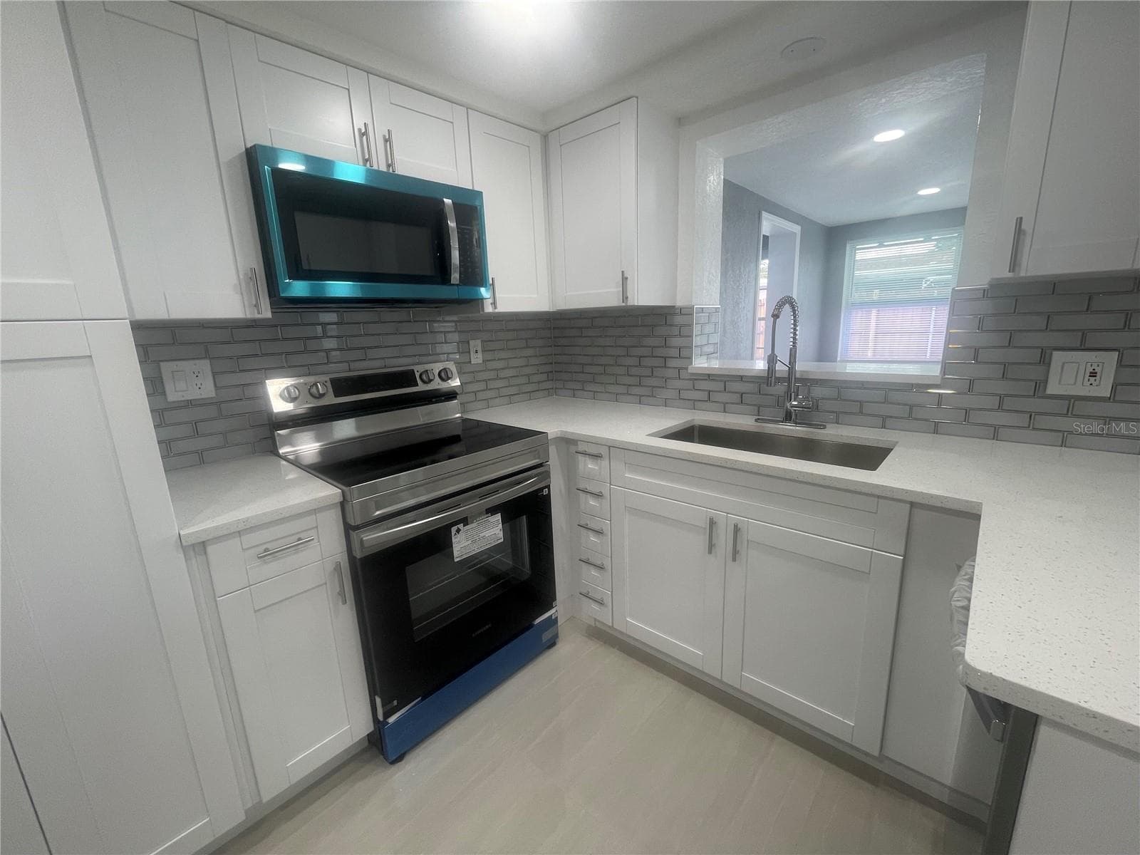 KITCHEN - 7025 CUTTY SARK DR, PORT RICHEY