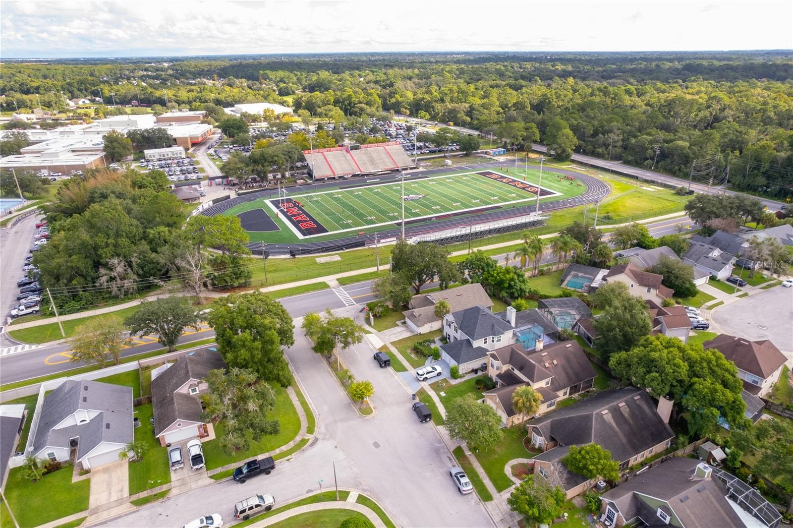 Close to the local High School, Middle School and County Library! - 696 REMINGTON OAK DR, LAKE MARY