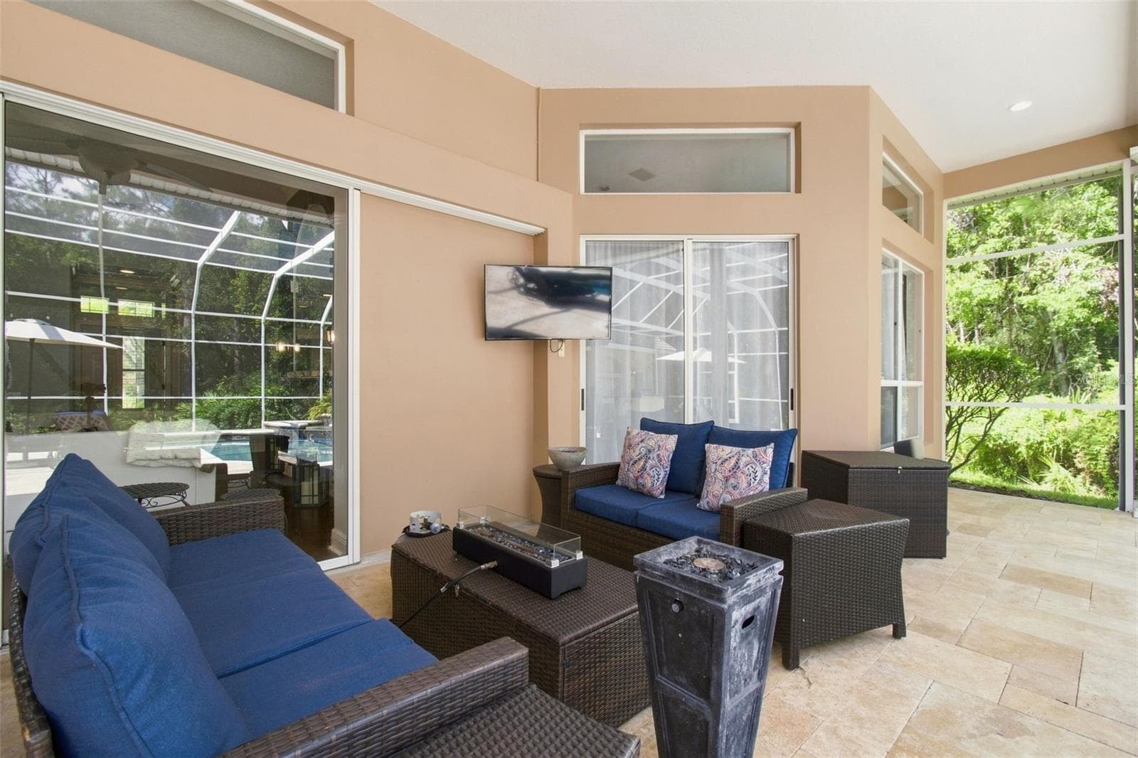 Single Family Residence at 9212 PINE ISLAND CT, TAMPA, photo 75 of 111
