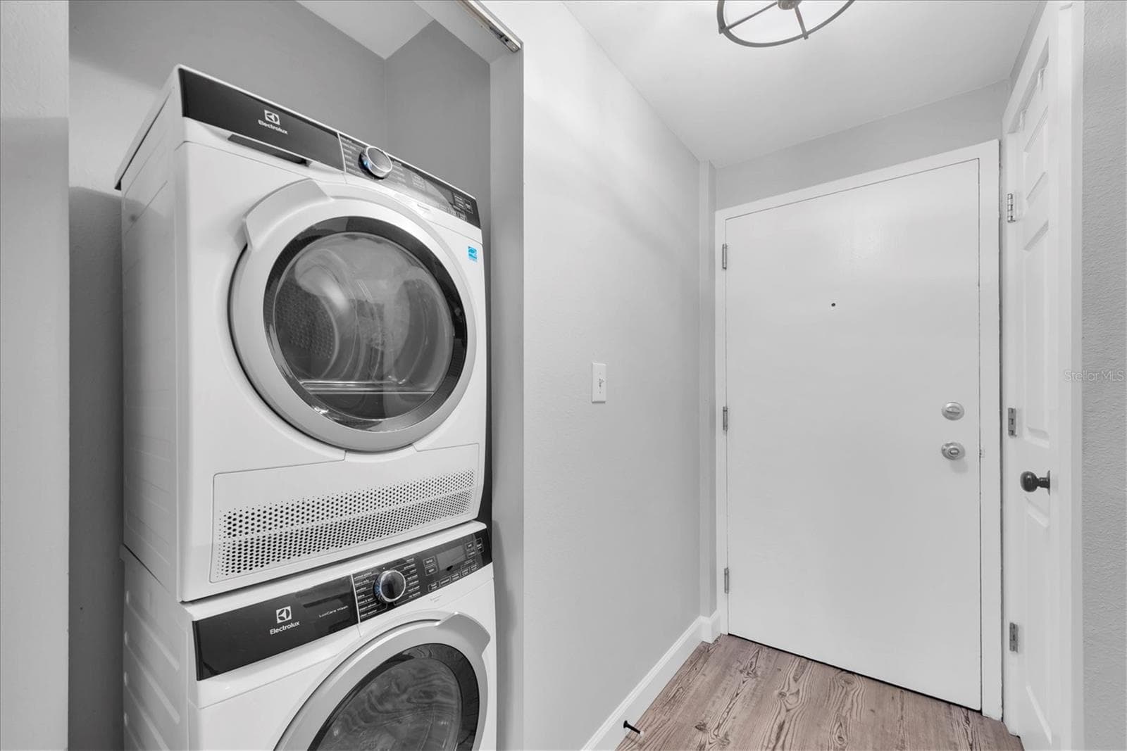 Condominium at 406 W CEDAR ST #403, TAMPA, photo 3 of 20