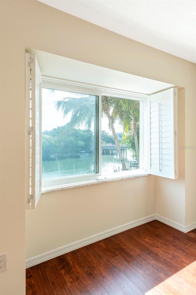 Condominium at 870 HUDSON AVE #870, SARASOTA, photo 17 of 25
